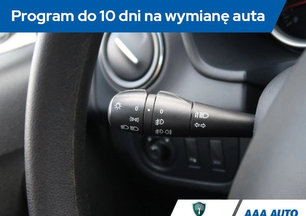 Dacia Logan cena 33000 przebieg: 67068, rok produkcji 2017 z Olkusz małe 232